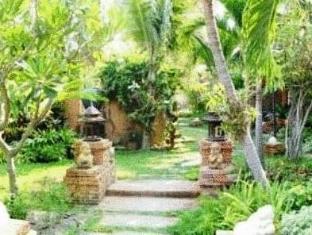 Riviera Resort Pattaya - Garden