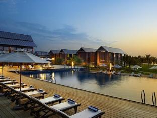 Ri-Yaz Heritage Marina Resort & Spa Kuala Terengganu - Swimming Pool
